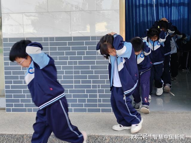 512防震减灾教育活动：筑牢生命安全防线(图2)