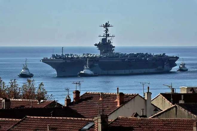 俄远东突发87级大地震俄核潜艇基地恐遭重创！(图2)