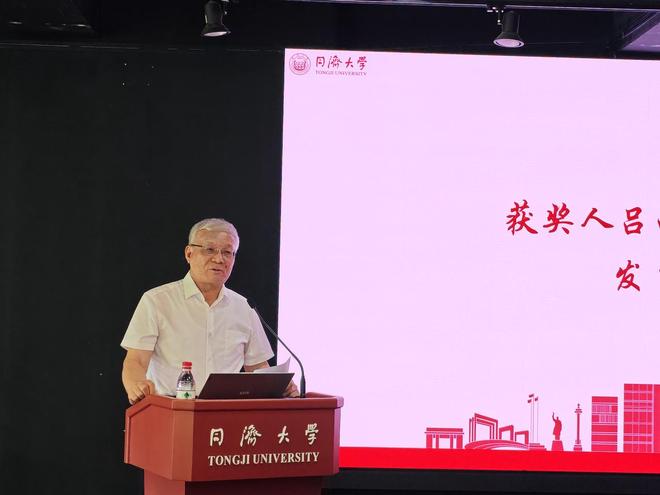 大江东丨走近上海科技功臣奖得主：吕西林给建筑“扎稳马步”(图1)