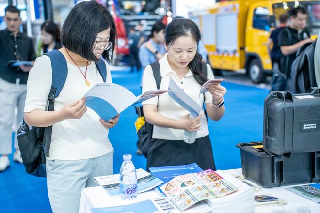 “低空+应急”深BWIN圳应急展南山“低空黑科技”守护城市安全(图10)