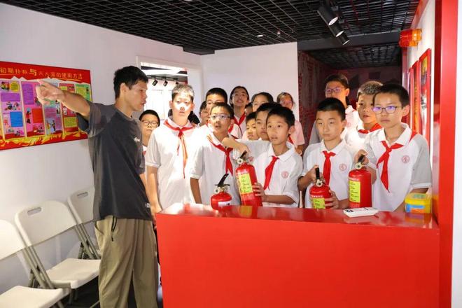 天山初中学子解锁这些“硬核”技能……(图3)