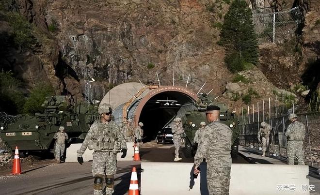 美国总统最后的掩体：藏半山腰1319根弹簧撑起可挡1000万吨核弹(图1)