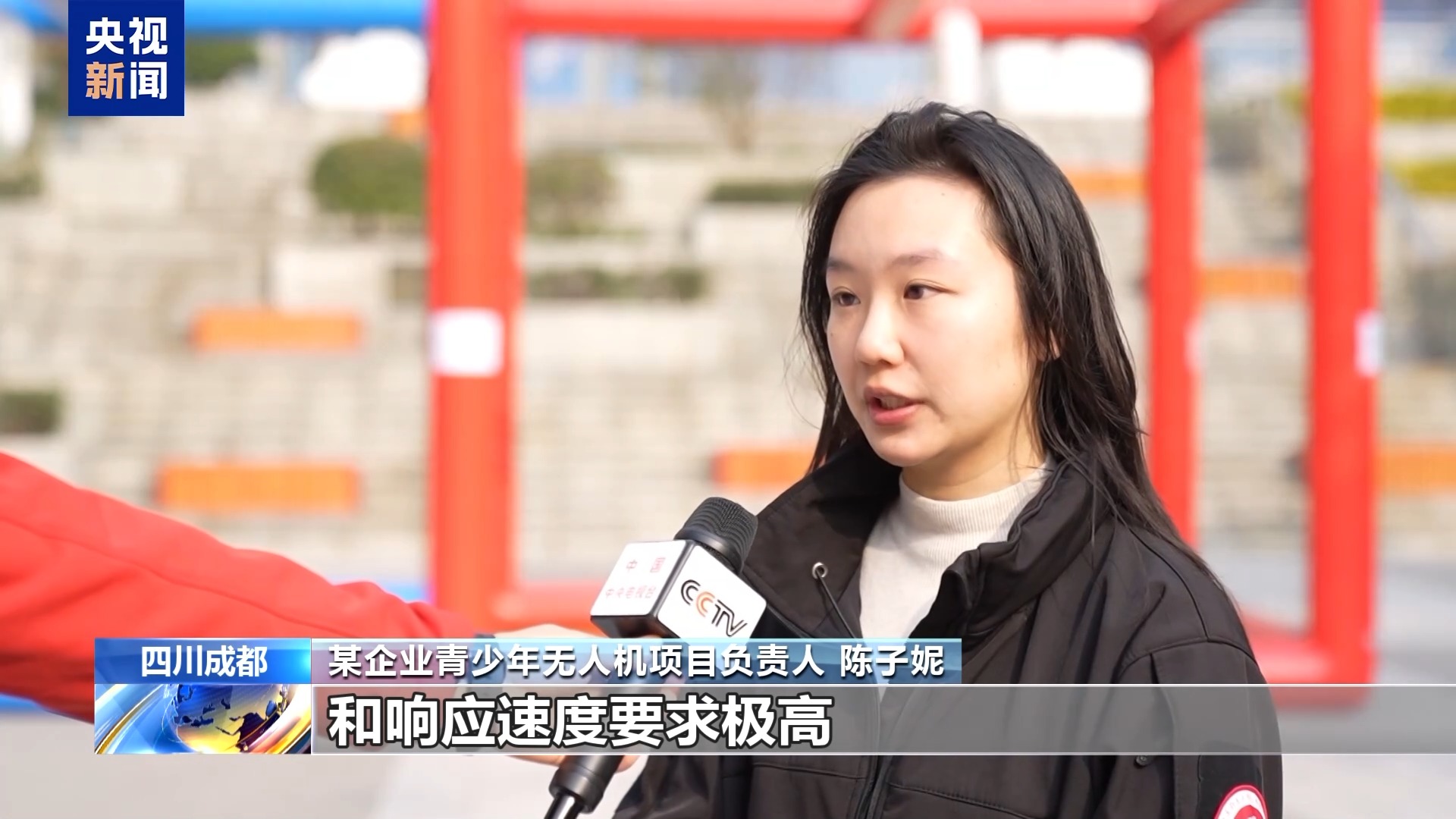 BWIN“会飞的足球”火爆校园 青少年“玩”出未来产业(图12)