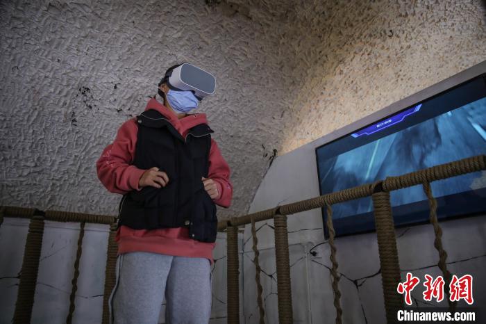 寒假打卡三大科技场馆 解锁沉浸式科普之旅 “科”好玩了！(图1)