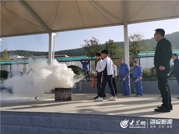 校园安全重于泰山！济南艺术学校开展消防应急疏散演练(图3)