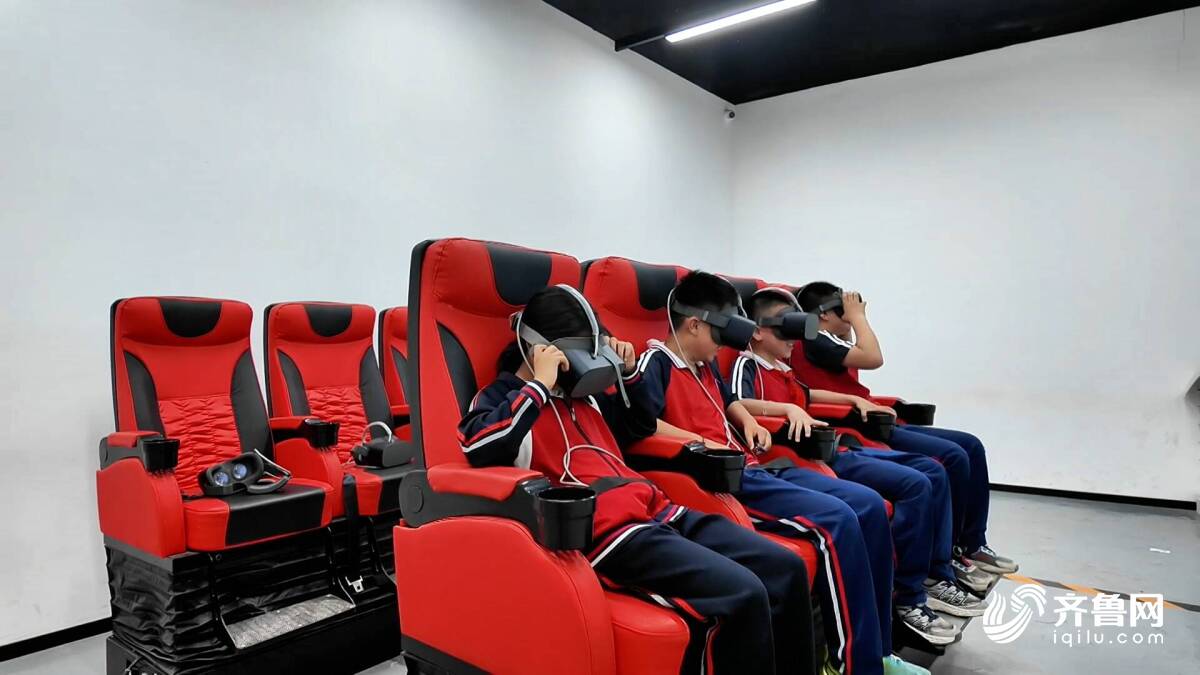 全国防灾减灾日丨冠县开展沉浸式防灾减灾宣教活动提升青必赢中国官方网站少年应急能力(图2)