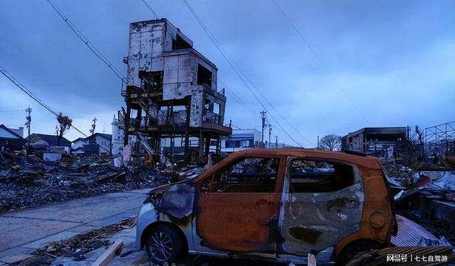 福岛核电站遭遇91级地震引发海啸导致核反应堆受损(图11)