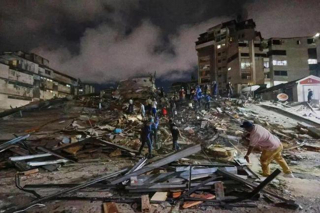 委内瑞拉地震遇难人数可能过万全国进入紧急状态(图1)
